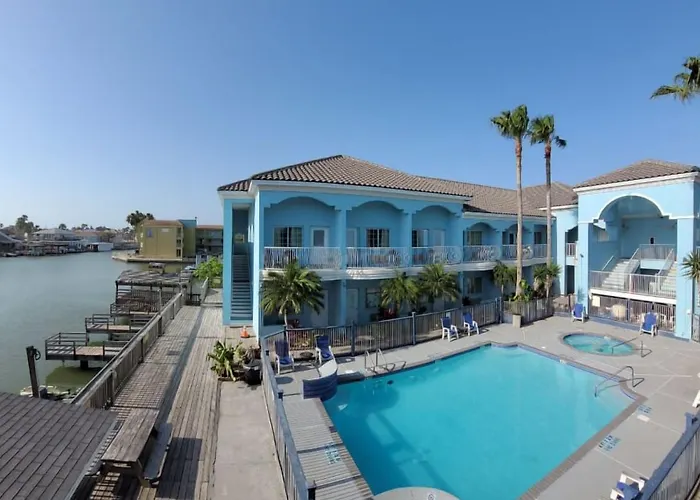 Casa Bella Hotel And Suites